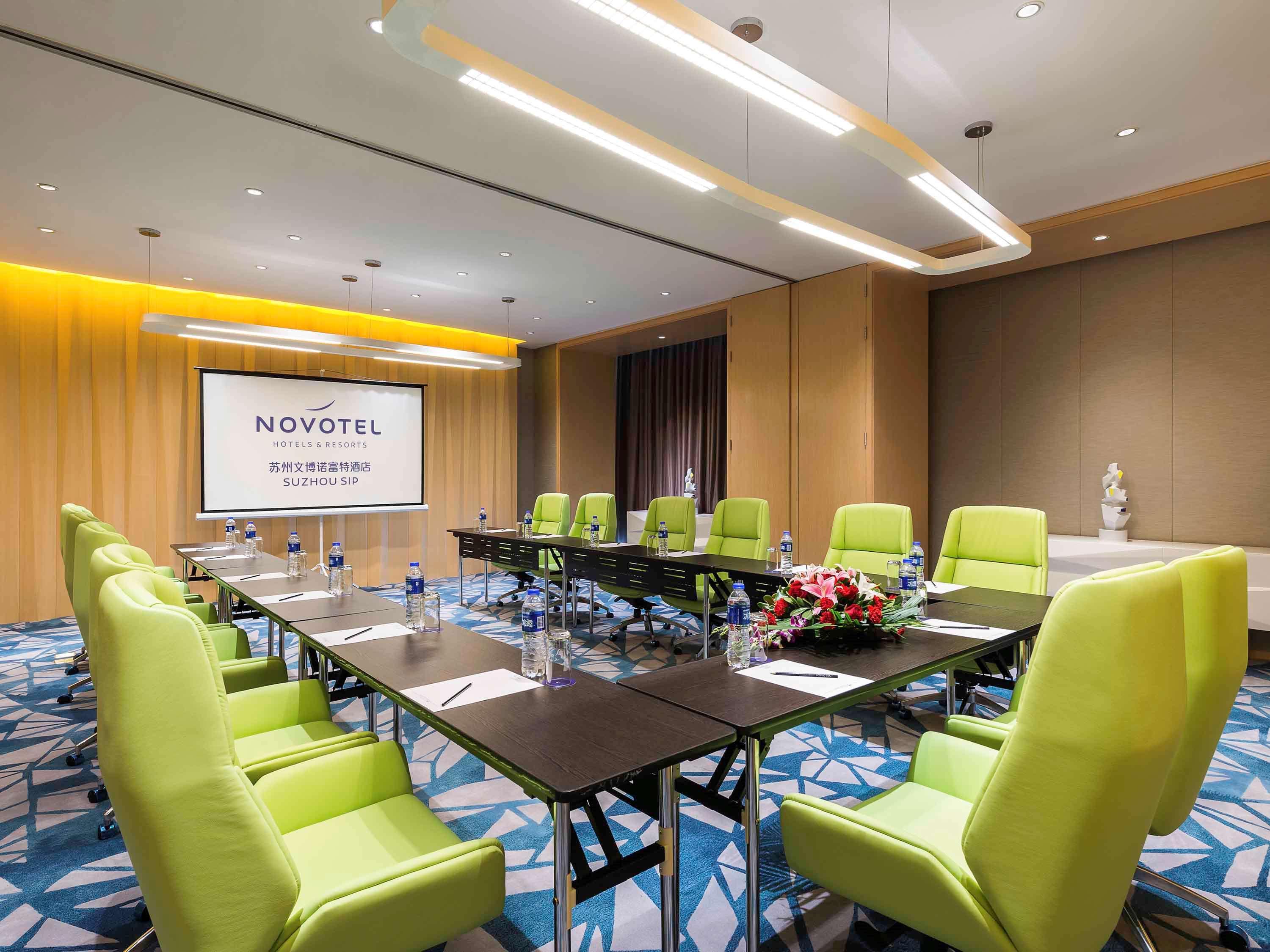 Novotel Jinji Lake Suzhou Sip Екстер'єр фото